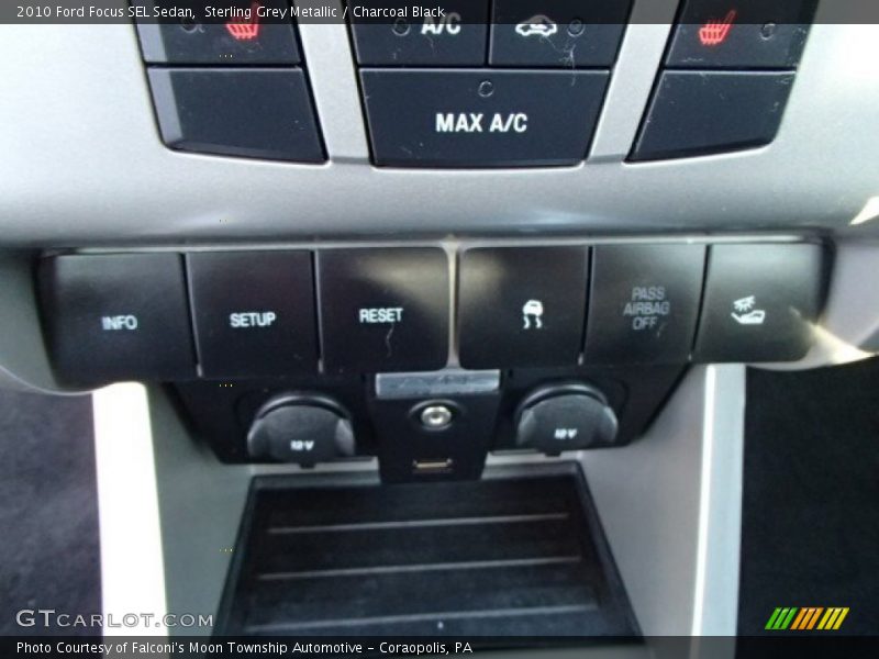 Sterling Grey Metallic / Charcoal Black 2010 Ford Focus SEL Sedan