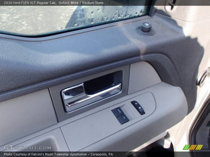 Oxford White / Medium Stone 2010 Ford F150 XLT Regular Cab
