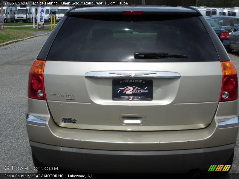 Linen Gold Metallic Pearl / Light Taupe 2006 Chrysler Pacifica Touring