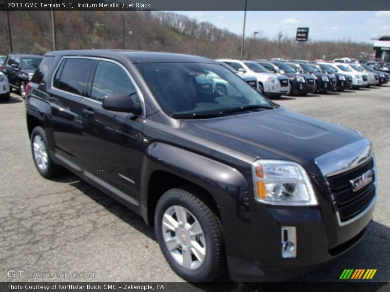 Front 3/4 View of 2013 Terrain SLE