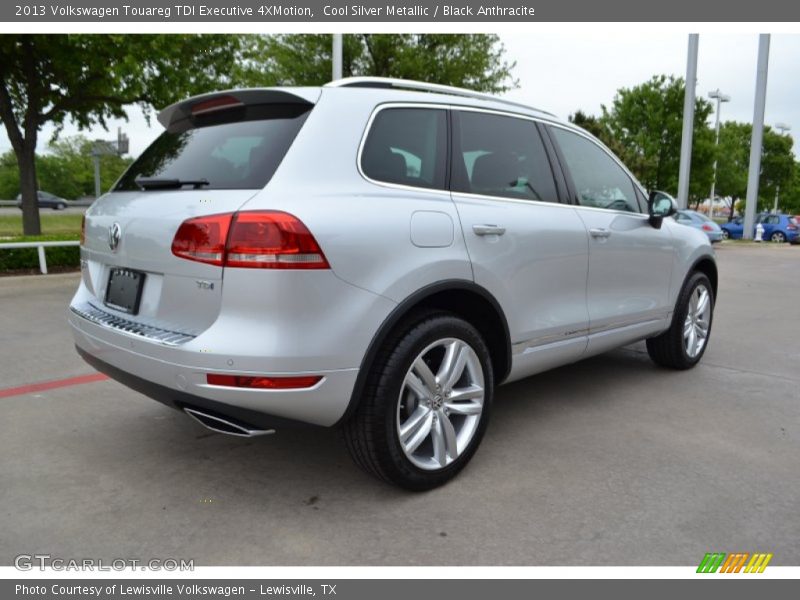 Cool Silver Metallic / Black Anthracite 2013 Volkswagen Touareg TDI Executive 4XMotion