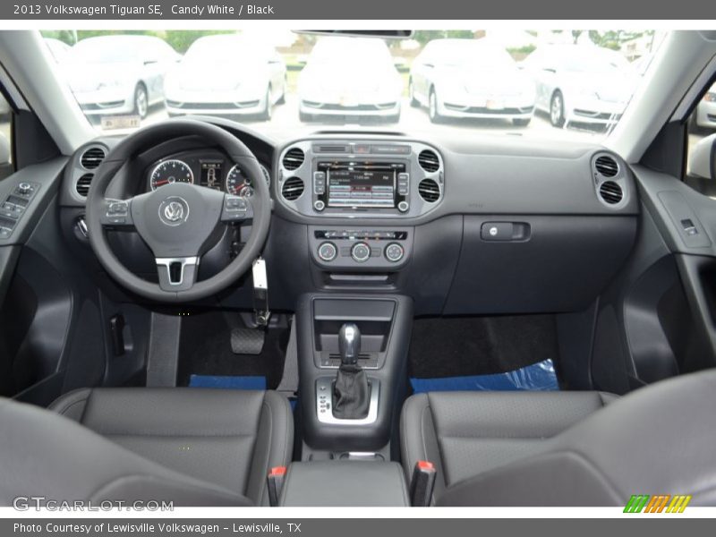 Dashboard of 2013 Tiguan SE
