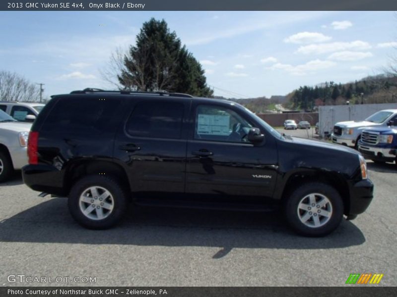 Onyx Black / Ebony 2013 GMC Yukon SLE 4x4