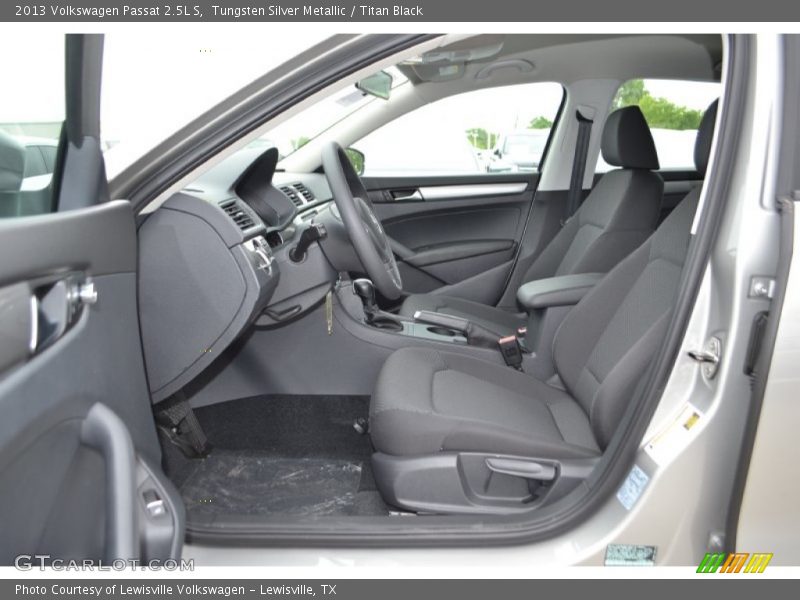 Tungsten Silver Metallic / Titan Black 2013 Volkswagen Passat 2.5L S