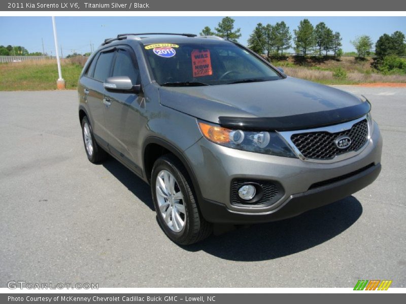 Titanium Silver / Black 2011 Kia Sorento LX V6