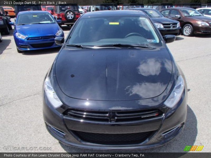 Pitch Black / Black 2013 Dodge Dart SE