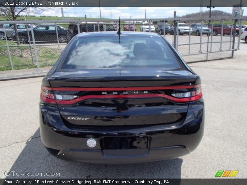 Pitch Black / Black 2013 Dodge Dart SE