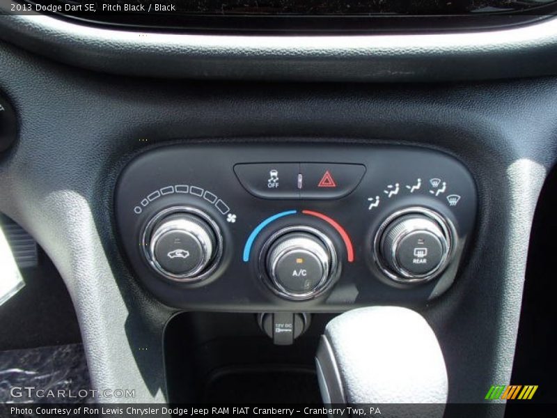 Pitch Black / Black 2013 Dodge Dart SE