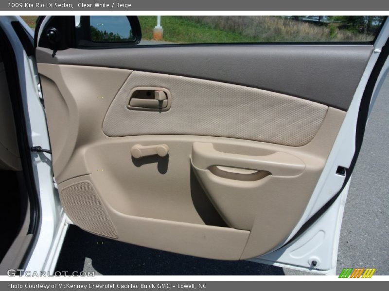 Door Panel of 2009 Rio LX Sedan