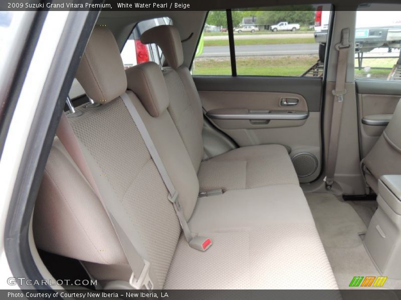 White Water Pearl / Beige 2009 Suzuki Grand Vitara Premium