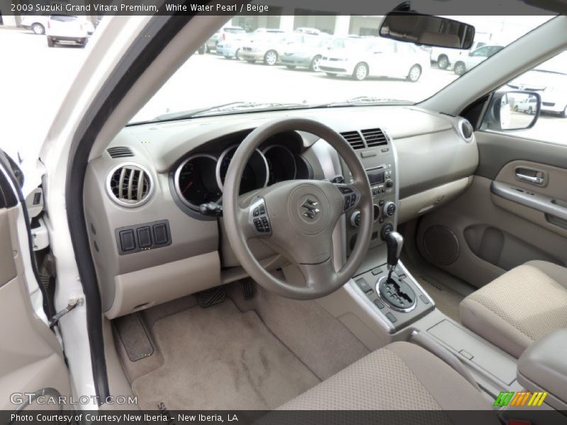 White Water Pearl / Beige 2009 Suzuki Grand Vitara Premium