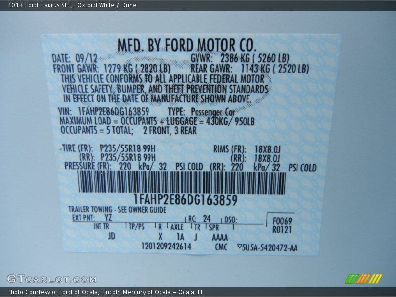 Oxford White / Dune 2013 Ford Taurus SEL