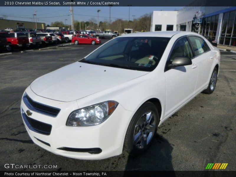 Front 3/4 View of 2010 Malibu LS Sedan