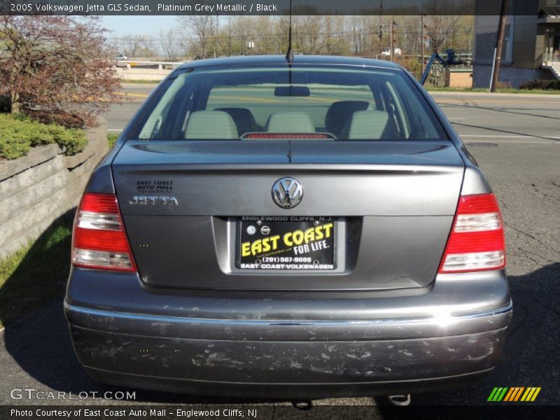 Platinum Grey Metallic / Black 2005 Volkswagen Jetta GLS Sedan