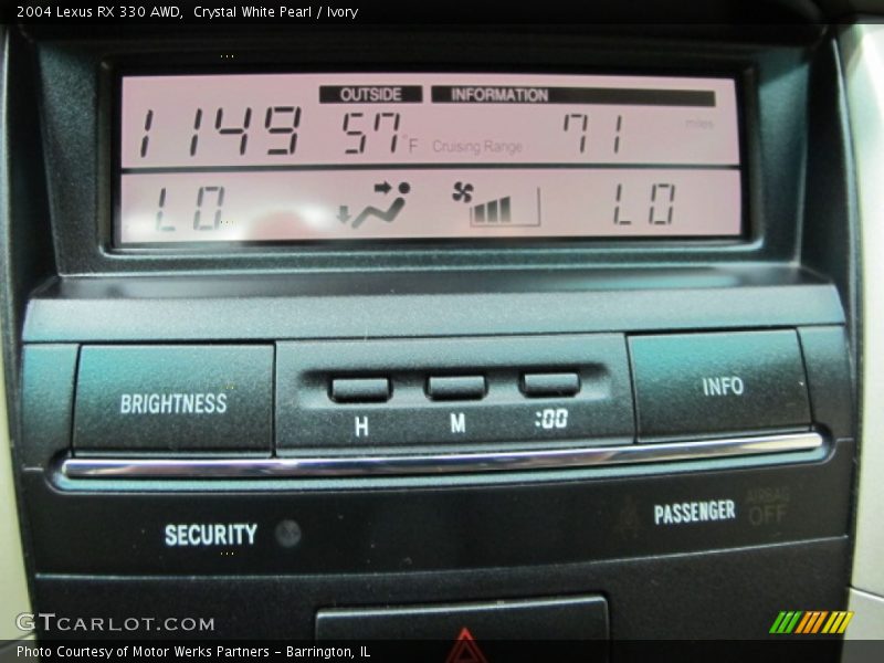 Controls of 2004 RX 330 AWD