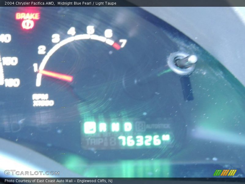 Midnight Blue Pearl / Light Taupe 2004 Chrysler Pacifica AWD