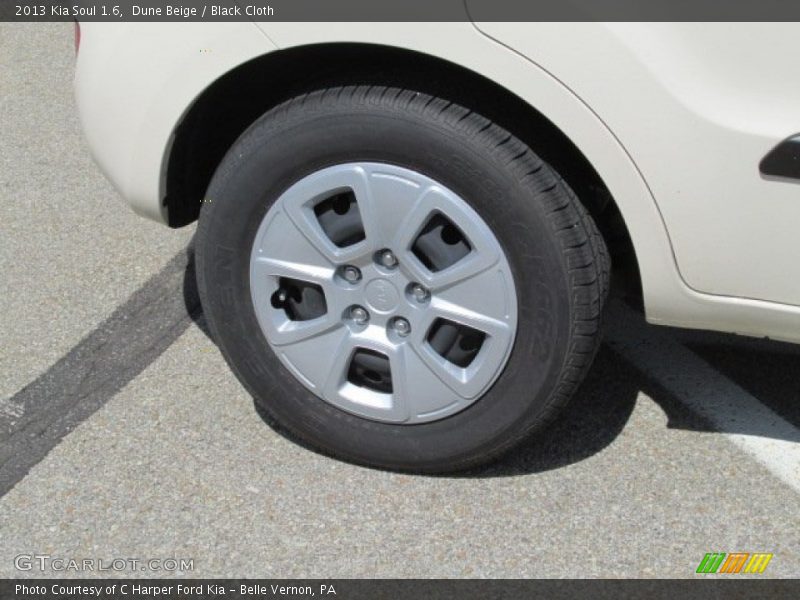 Dune Beige / Black Cloth 2013 Kia Soul 1.6