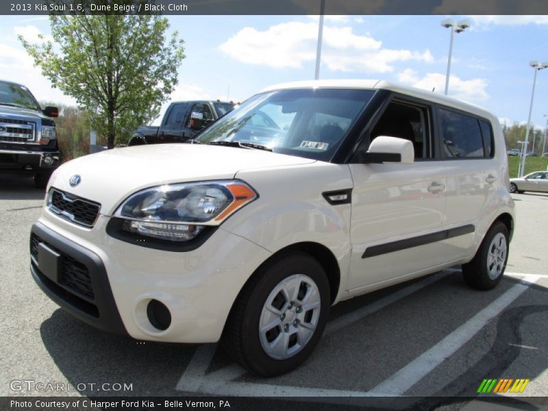 Dune Beige / Black Cloth 2013 Kia Soul 1.6