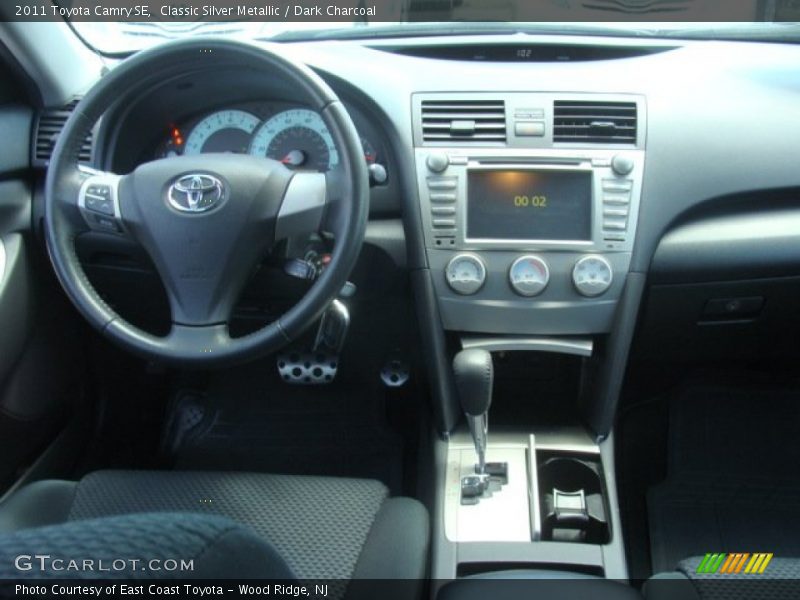 Classic Silver Metallic / Dark Charcoal 2011 Toyota Camry SE
