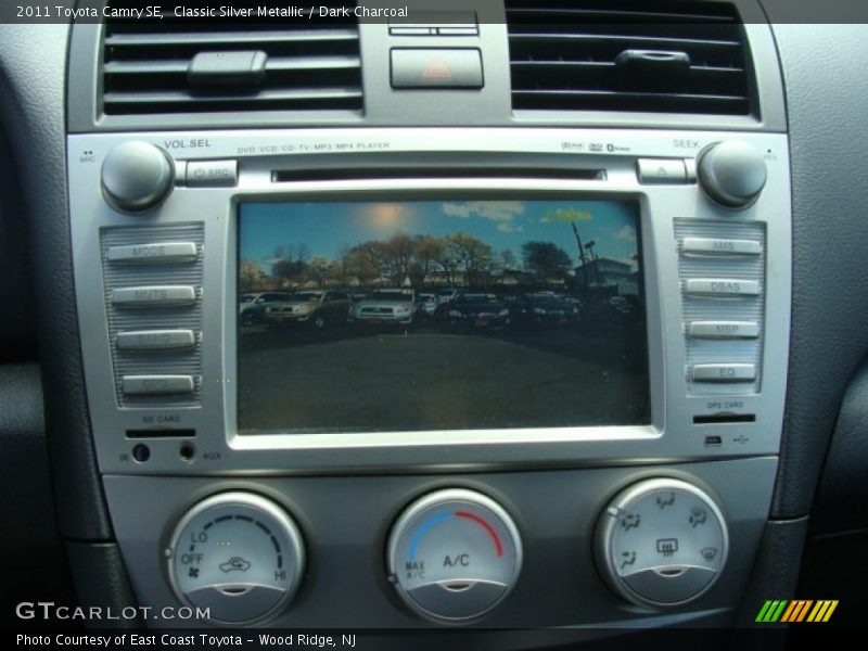 Classic Silver Metallic / Dark Charcoal 2011 Toyota Camry SE