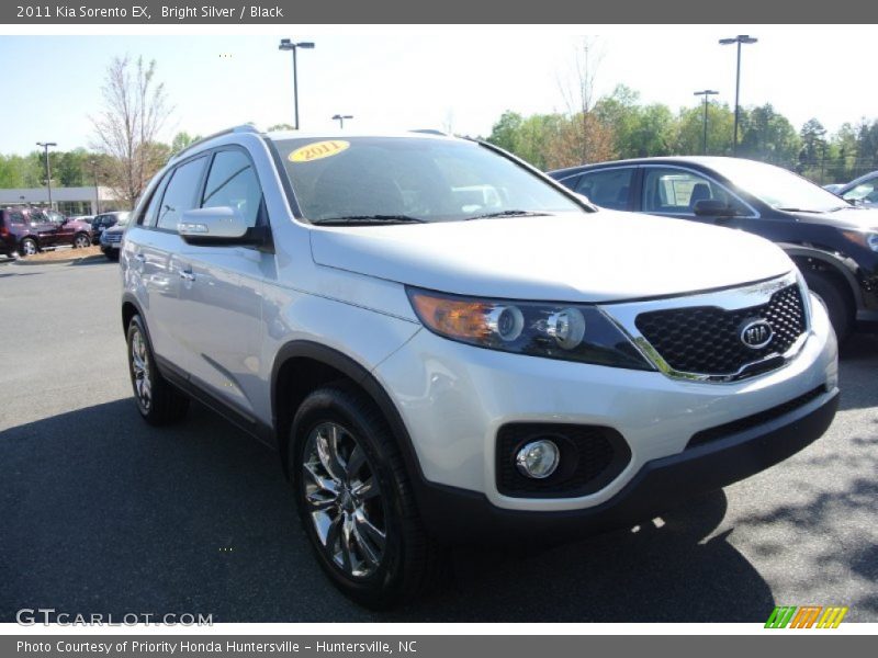 Bright Silver / Black 2011 Kia Sorento EX