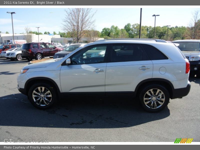 Bright Silver / Black 2011 Kia Sorento EX