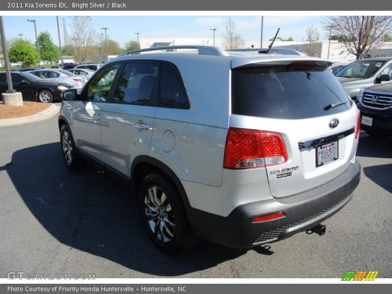 Bright Silver / Black 2011 Kia Sorento EX