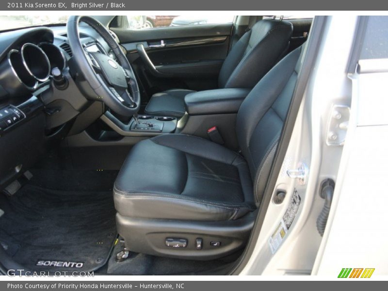 Bright Silver / Black 2011 Kia Sorento EX