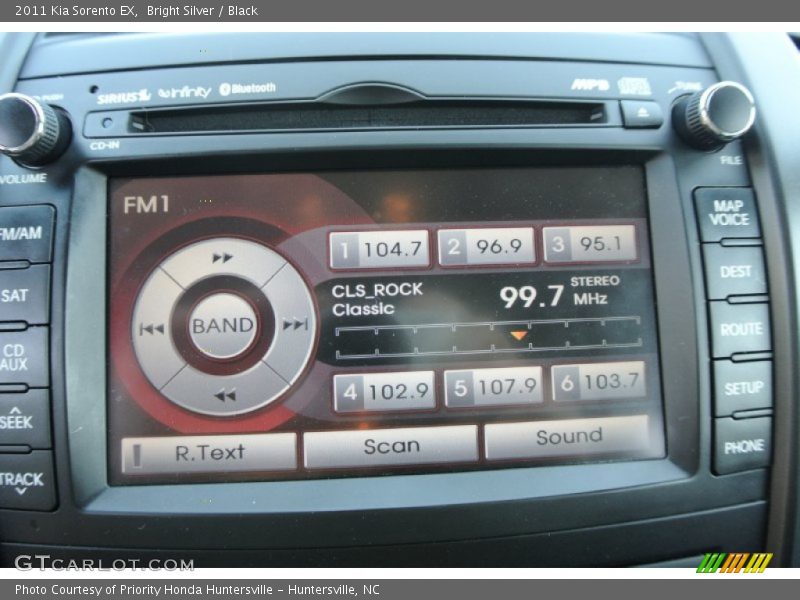 Audio System of 2011 Sorento EX