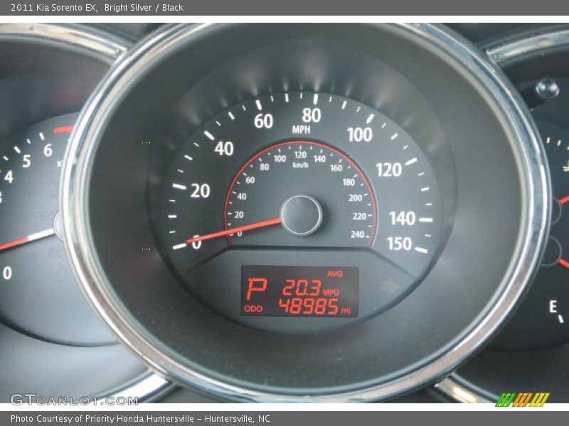 Bright Silver / Black 2011 Kia Sorento EX