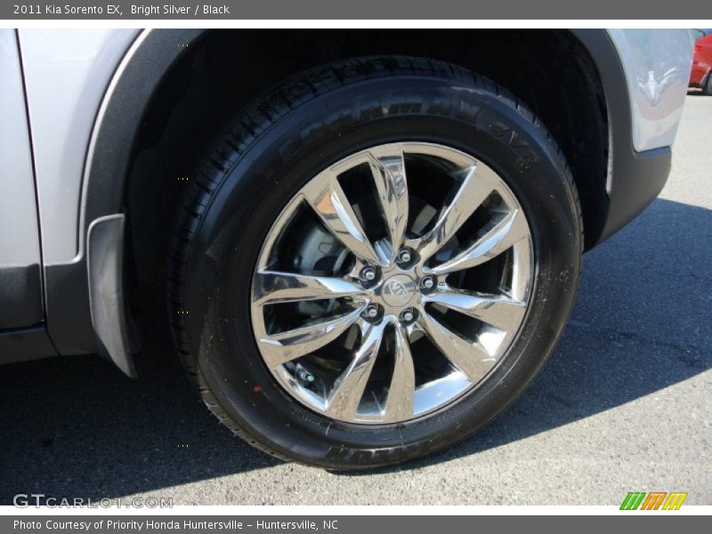 Bright Silver / Black 2011 Kia Sorento EX