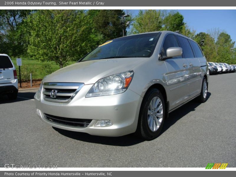 Silver Pearl Metallic / Gray 2006 Honda Odyssey Touring