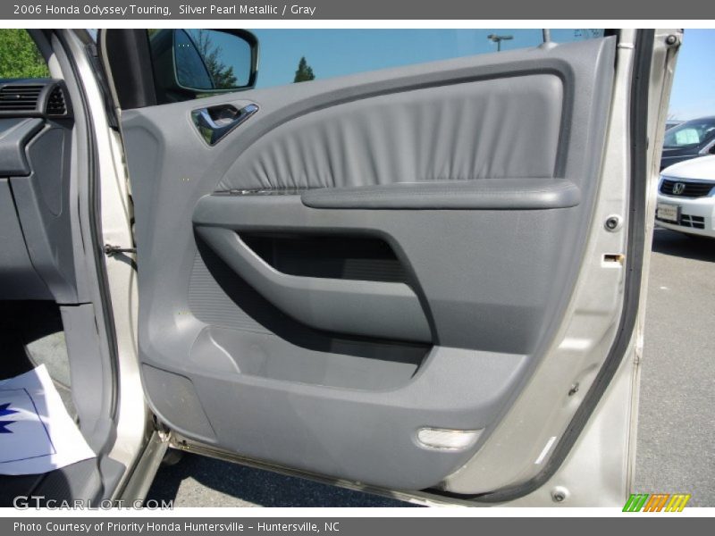 Silver Pearl Metallic / Gray 2006 Honda Odyssey Touring