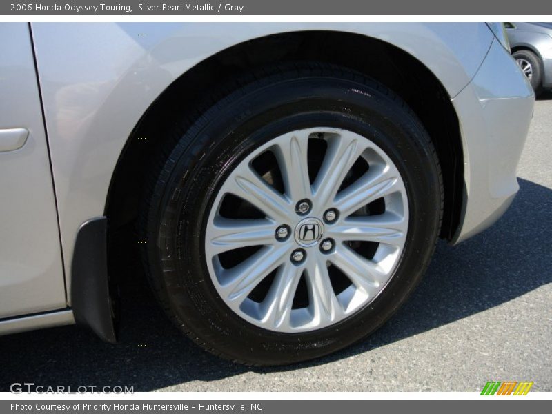 Silver Pearl Metallic / Gray 2006 Honda Odyssey Touring