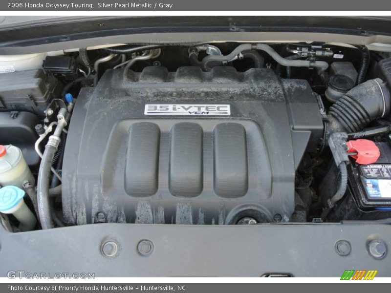 Silver Pearl Metallic / Gray 2006 Honda Odyssey Touring