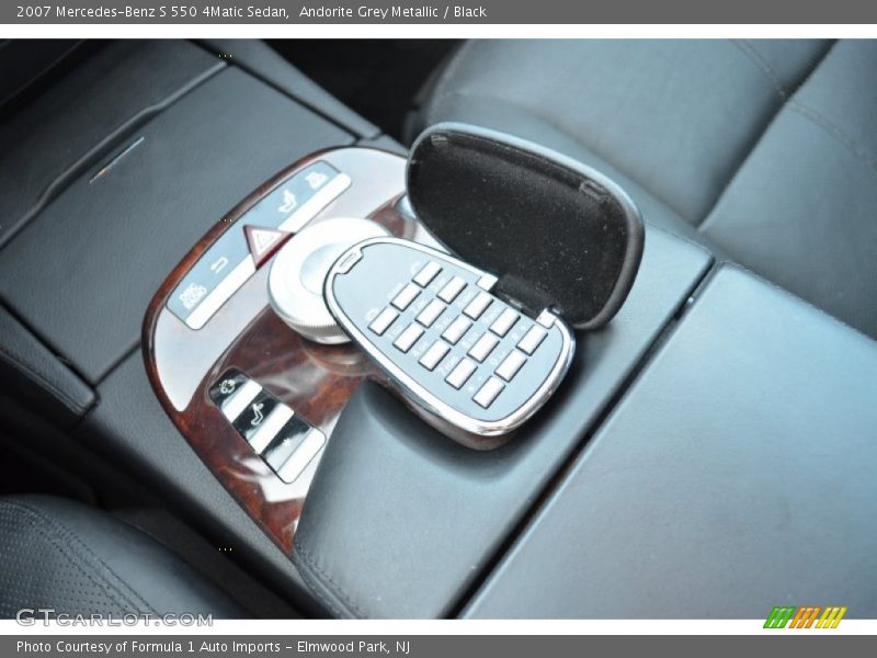 Andorite Grey Metallic / Black 2007 Mercedes-Benz S 550 4Matic Sedan