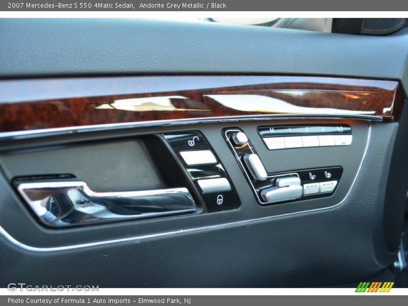 Andorite Grey Metallic / Black 2007 Mercedes-Benz S 550 4Matic Sedan