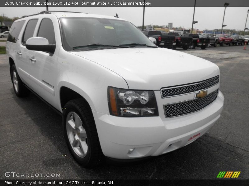 Front 3/4 View of 2008 Suburban 1500 LTZ 4x4