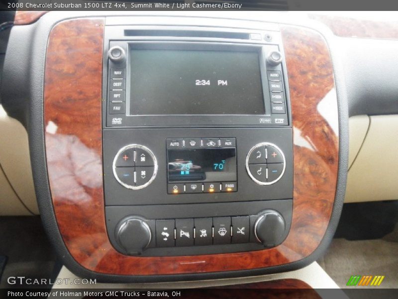 Controls of 2008 Suburban 1500 LTZ 4x4