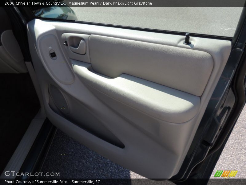 Magnesium Pearl / Dark Khaki/Light Graystone 2006 Chrysler Town & Country LX