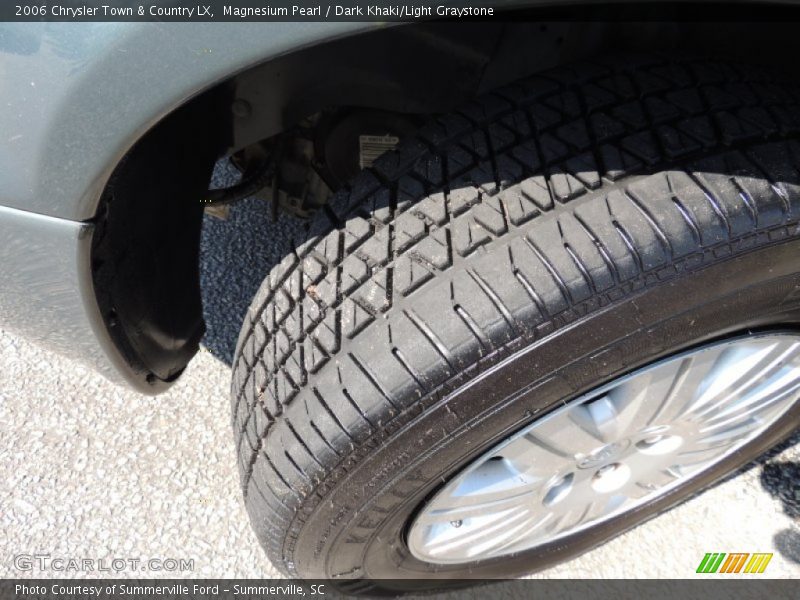 Magnesium Pearl / Dark Khaki/Light Graystone 2006 Chrysler Town & Country LX