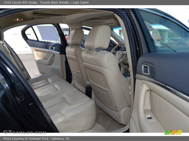 Tuxedo Black Metallic / Light Camel 2009 Lincoln MKS Sedan