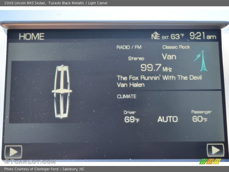 Tuxedo Black Metallic / Light Camel 2009 Lincoln MKS Sedan