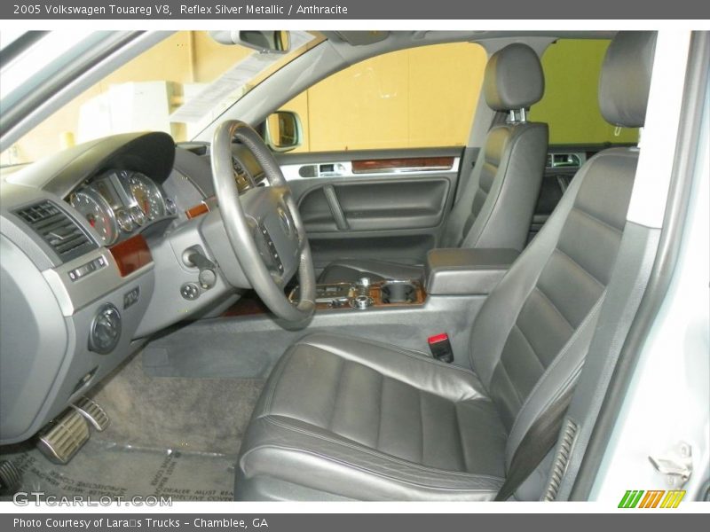 Reflex Silver Metallic / Anthracite 2005 Volkswagen Touareg V8