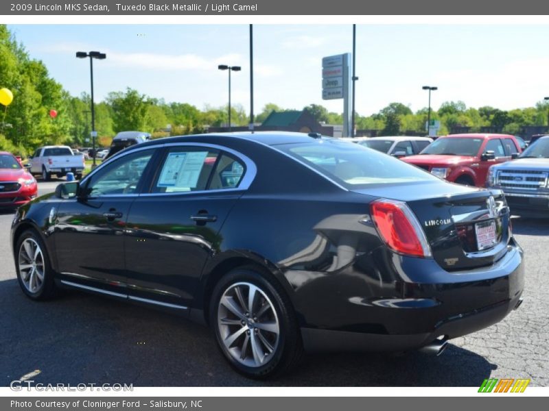 Tuxedo Black Metallic / Light Camel 2009 Lincoln MKS Sedan