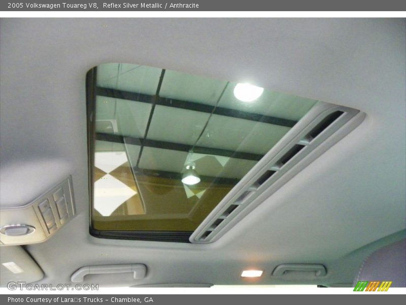 Reflex Silver Metallic / Anthracite 2005 Volkswagen Touareg V8