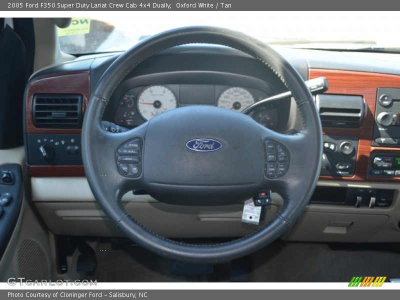 Oxford White / Tan 2005 Ford F350 Super Duty Lariat Crew Cab 4x4 Dually