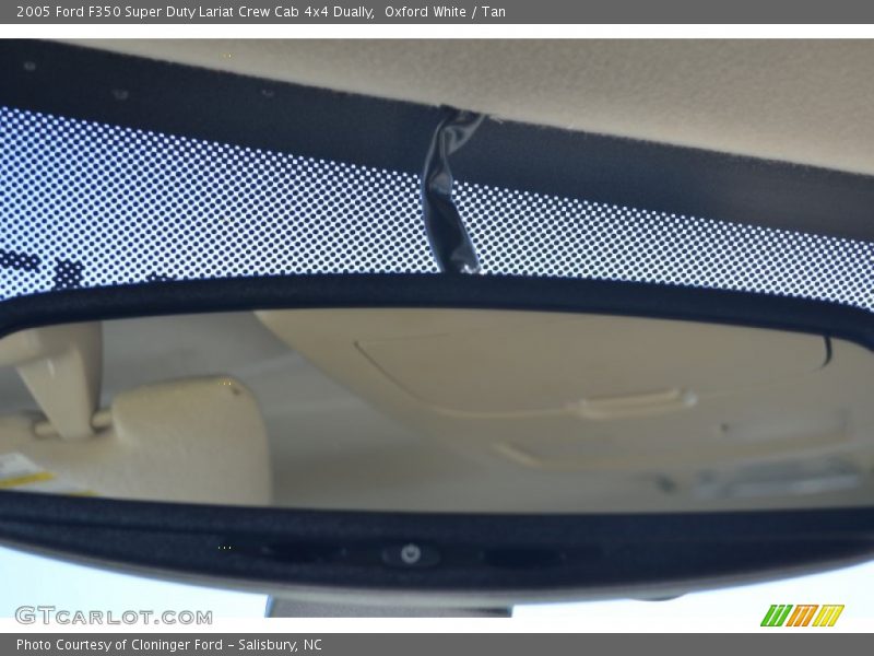 Oxford White / Tan 2005 Ford F350 Super Duty Lariat Crew Cab 4x4 Dually