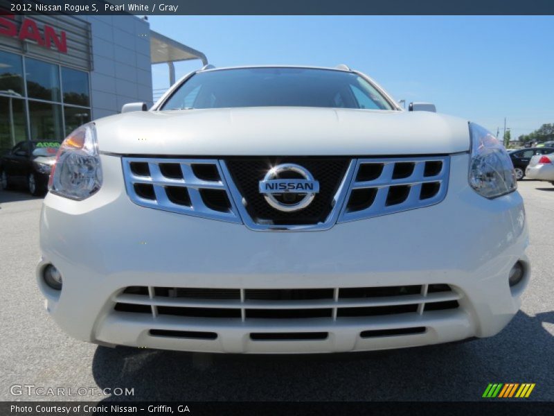 Pearl White / Gray 2012 Nissan Rogue S