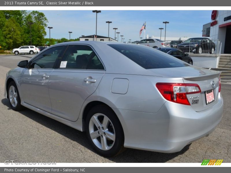Classic Silver Metallic / Black 2013 Toyota Camry SE